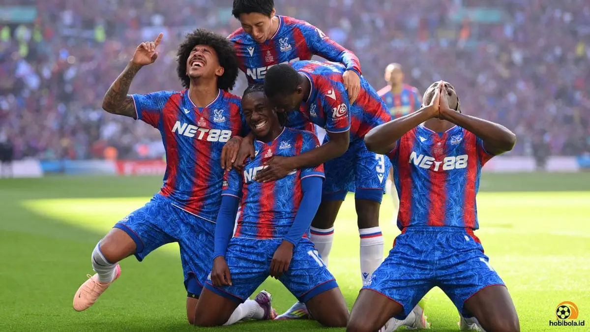 Crystal Palace dan Keberanian Bermain Tanpa Tekanan