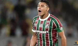Rumor Kembalinya Thiago Silva ke Chelsea Picu Perdebatan Proyek Klub