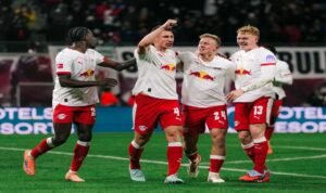 Manchester United Bidik El Chadaille Bitshiabu di Bursa Transfer