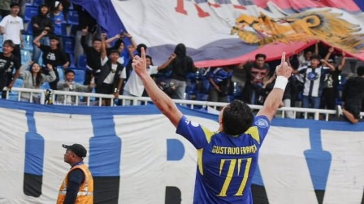 Arema FC Tampil di Kanjuruhan Bungkam Semen Padang