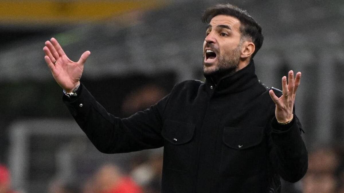 Cesc Fabregas Jadi Kandidat Mengejutkan Pelatih Real Madrid