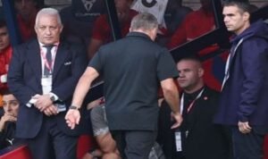 Hansi Flick Tanggapi Badai Cedera yang Menimpa Barcelona